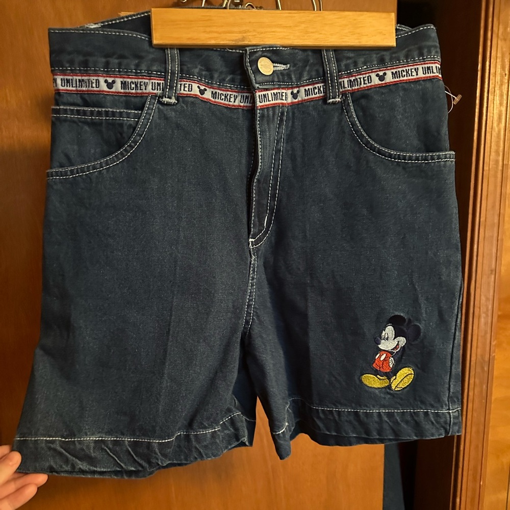 Mickey unlimited vintage 90s shorts